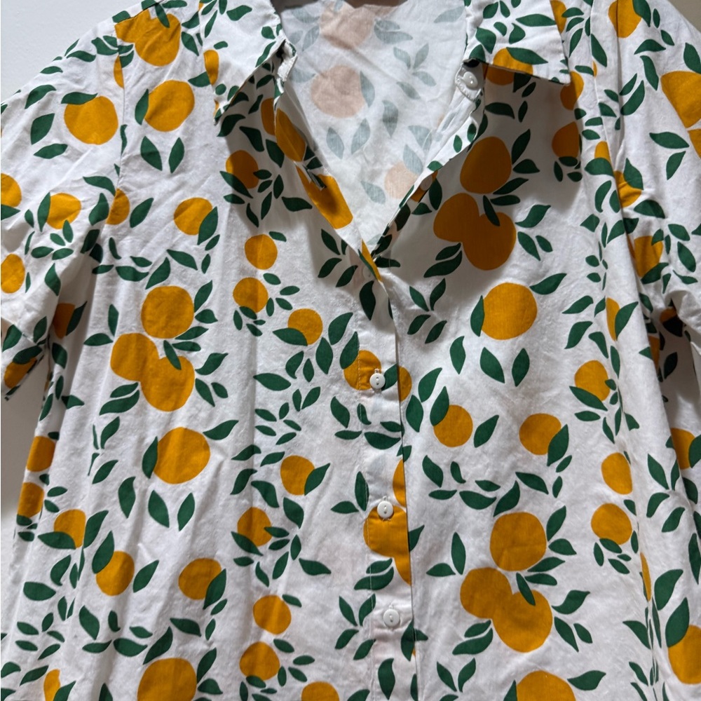 Women’s ModCloth/ Compania Fantastica Orange Fruit Print Button Down Shirt, L - Picture 6 of 6